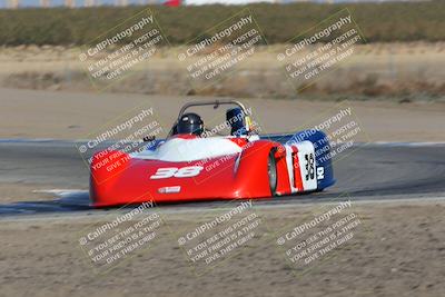 media/Oct-30-2022-CalClub SCCA (Sun) [[310aff4a96]]/Race Group 2/Race (Grapevine)/